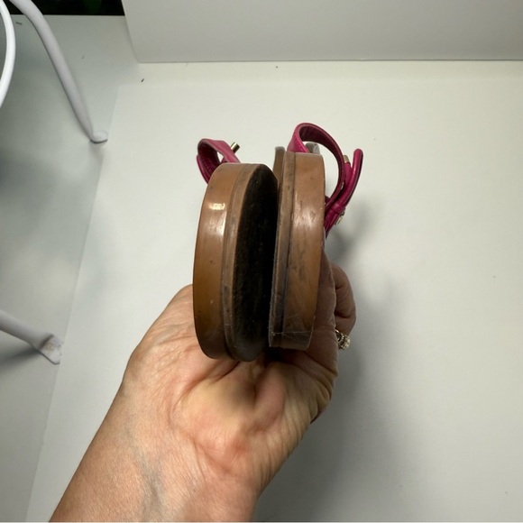 Kate Spade Fuchsia Leather Sandals Women’s Size 9M - Picture 12 of 13